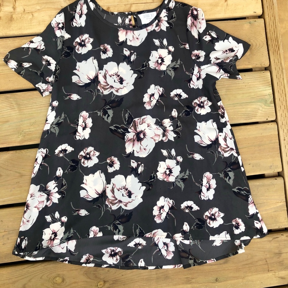 Sienna Sky Dark Olive Green Floral Flowy Top